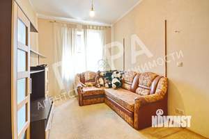 3-к квартира, на длительный срок, 100м2, 1/3 этаж