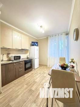 1-к квартира, посуточно, 41м2, 1/1 этаж