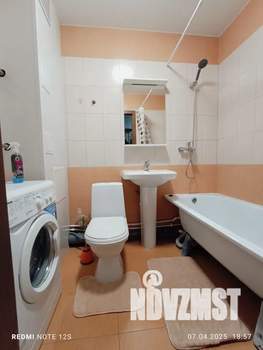 1-к квартира, посуточно, 40м2, 2/10 этаж