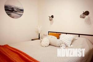 1-к квартира, посуточно, 45м2, 1/10 этаж