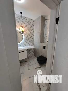 Студия квартира, посуточно, 30м2, 19/23 этаж