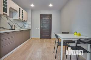 1-к квартира, посуточно, 45м2, 6/10 этаж