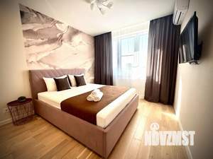 2-к квартира, посуточно, 75м2, 1/1 этаж