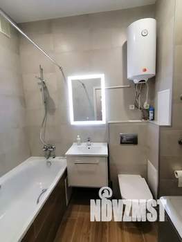 Студия квартира, посуточно, 30м2, 1/24 этаж