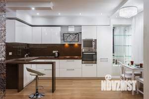 Студия квартира, посуточно, 54м2, 13/25 этаж