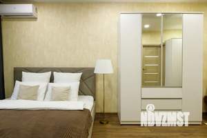 1-к квартира, посуточно, 45м2, 7/18 этаж