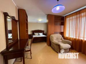 3-к квартира, посуточно, 120м2, 10/10 этаж