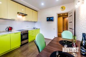 2-к квартира, посуточно, 72м2, 8/17 этаж