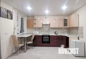 Студия квартира, посуточно, 38м2, 23/24 этаж