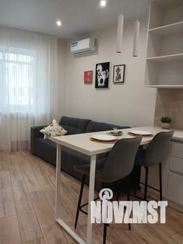 Студия квартира, посуточно, 27м2, 2/10 этаж