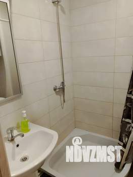 Студия квартира, посуточно, 25м2, 1/3 этаж