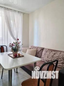 1-к квартира, посуточно, 43м2, 5/18 этаж