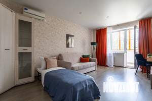 2-к квартира, посуточно, 52м2, 1/10 этаж