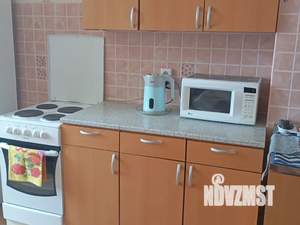 1-к квартира, посуточно, 46м2, 13/16 этаж