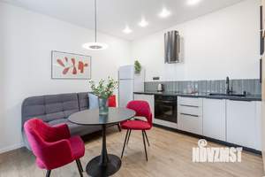 1-к квартира, посуточно, 40м2, 1/1 этаж