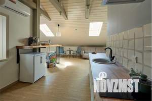 1-к квартира, посуточно, 63м2, 3/3 этаж