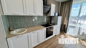 Студия квартира, посуточно, 40м2, 7/17 этаж