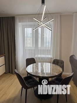 Студия квартира, посуточно, 44м2, 10/17 этаж