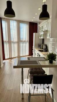 1-к квартира, посуточно, 42м2, 7/25 этаж