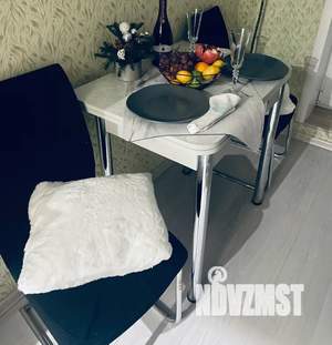 1-к квартира, посуточно, 36м2, 13/22 этаж