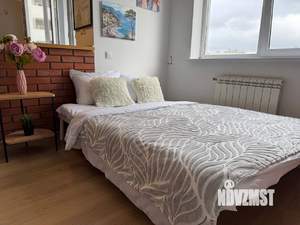 Студия квартира, посуточно, 45м2, 22/24 этаж