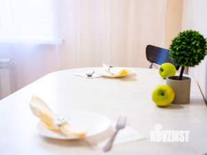 2-к квартира, посуточно, 63м2, 1/1 этаж