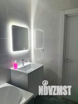 Студия квартира, посуточно, 45м2, 18/24 этаж