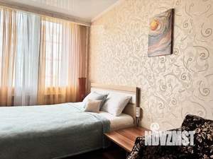 1-к квартира, посуточно, 42м2, 6/15 этаж