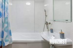 1-к квартира, посуточно, 42м2, 18/25 этаж