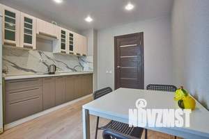 1-к квартира, посуточно, 42м2, 6/10 этаж