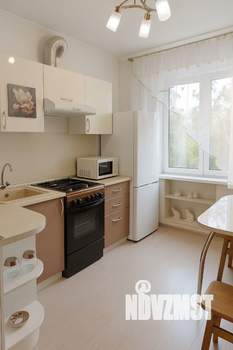 1-к квартира, посуточно, 33м2, 4/9 этаж