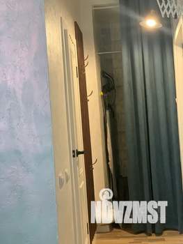 Студия квартира, посуточно, 35м2, 2/3 этаж