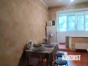 1-к квартира, посуточно, 38м2, 3/9 этаж