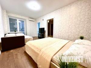 1-к квартира, посуточно, 50м2, 1/1 этаж