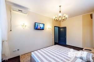 1-к квартира, посуточно, 43м2, 1/1 этаж