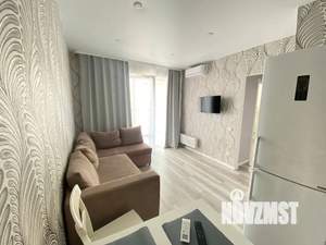 1-к квартира, посуточно, 40м2, 7/8 этаж