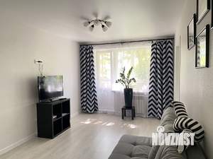 3-к квартира, посуточно, 56м2, 2/5 этаж