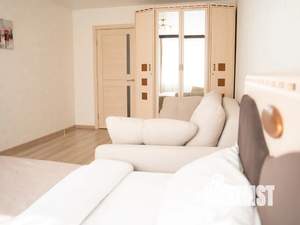 1-к квартира, посуточно, 40м2, 12/27 этаж