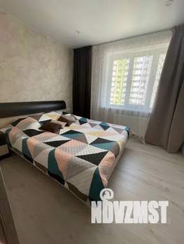 1-к квартира, посуточно, 42м2, 17/25 этаж