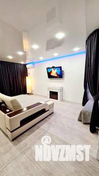 1-к квартира, посуточно, 52м2, 1/1 этаж