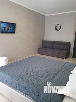 1-к квартира, посуточно, 42м2, 7/17 этаж