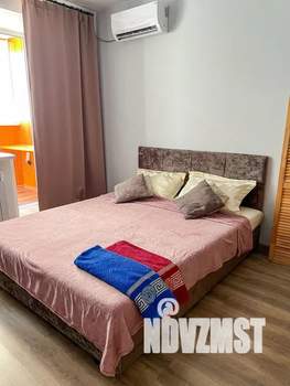 1-к квартира, посуточно, 40м2, 7/12 этаж