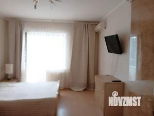 1-к квартира, посуточно, 54м2, 8/12 этаж