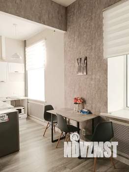 Студия квартира, посуточно, 32м2, 1/5 этаж