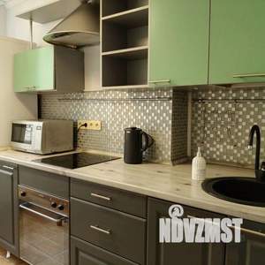 2-к квартира, посуточно, 48м2, 1/1 этаж