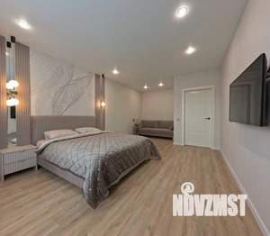 1-к квартира, посуточно, 62м2, 1/1 этаж