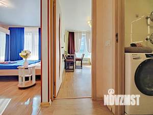 1-к квартира, посуточно, 37м2, 3/3 этаж