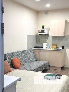 Студия квартира, посуточно, 28м2, 1/20 этаж