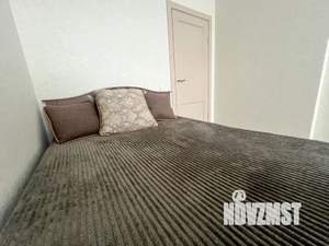 1-к квартира, посуточно, 35м2, 12/25 этаж