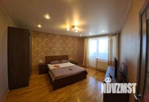 2-к квартира, посуточно, 70м2, 11/25 этаж